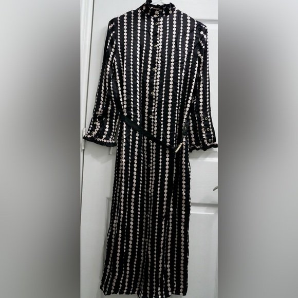 Designer dress - Picture 1 of 3